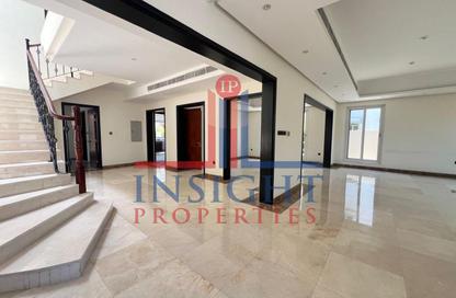 Villa - 5 Bedrooms - 5 Bathrooms for rent in Jumeirah 1 Villas - Jumeirah 1 - Jumeirah - Dubai