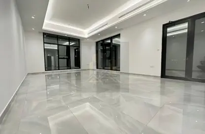 شقة - غرفة نوم - 1 حمام للايجار في فيلات مدينة خليفة آيه - مدينة خليفة أ - مدينة خليفة - أبوظبي