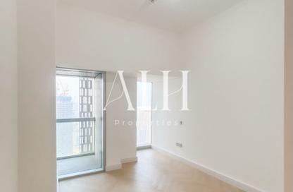 Apartment - 1 - 2 for rent in Cayan Tower - Dubai Marina - Dubai