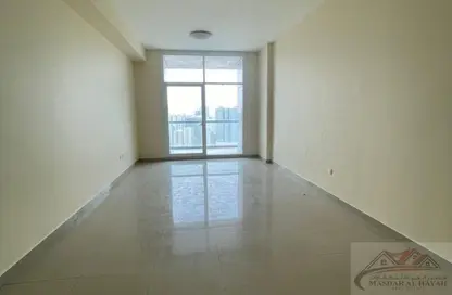 Apartment - 2 Bedrooms - 2 Bathrooms for rent in Al Nada Tower - Al Nahda - Sharjah