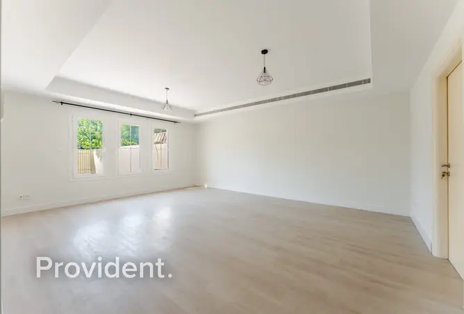 145968826 - Property Image 3