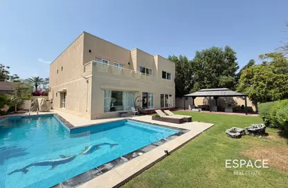 Villa - 5 Bedrooms - 5 Bathrooms for rent in Meadows 5 - Meadows - Dubai