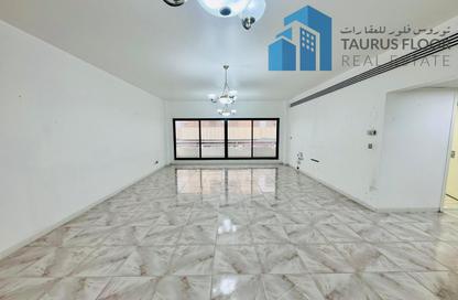 Apartment - 3 Bedrooms - 3 Bathrooms for rent in Dar Al Buteen 2 - Al Muraqqabat - Deira - Dubai Apartment - 3 Bedrooms - 3 Bathrooms for rent in Dar Al Buteen 2 - Al Muraqqabat - Deira - Dubai