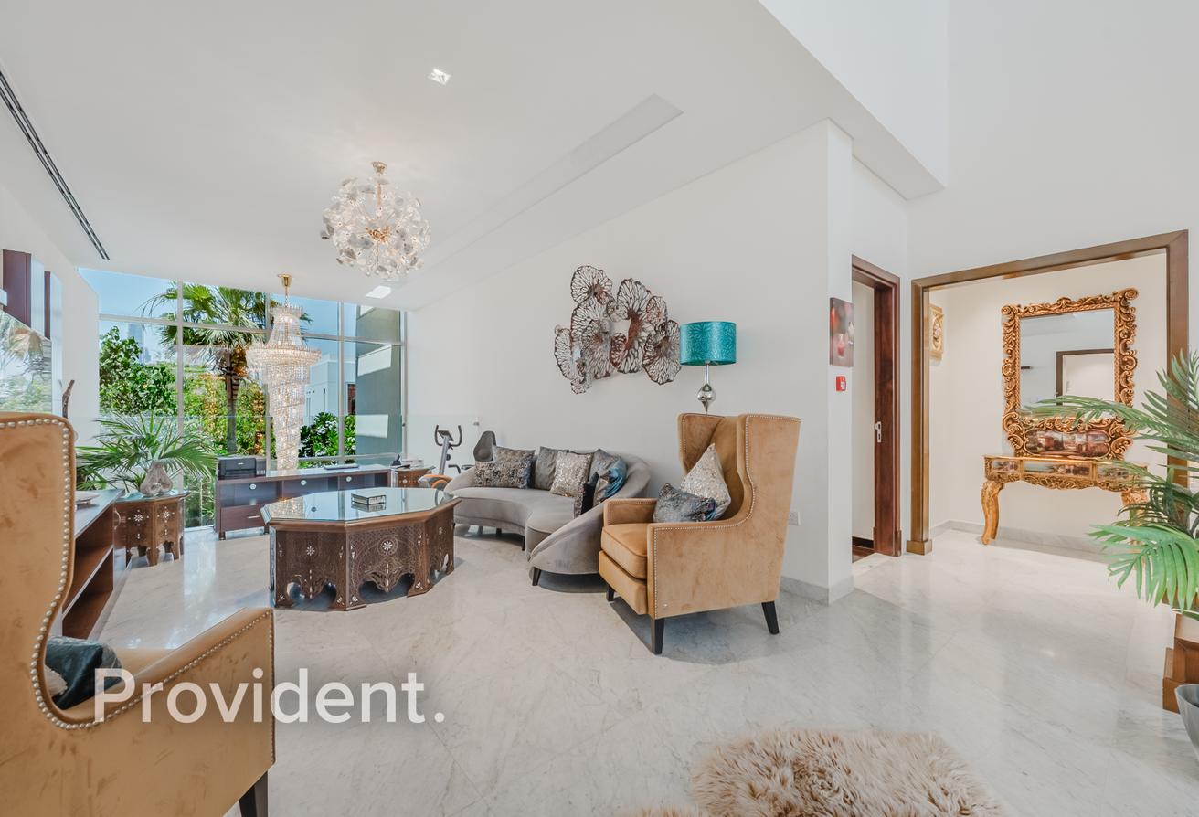 Contemporary Villa | Corner Plot | Prime Location photo 11