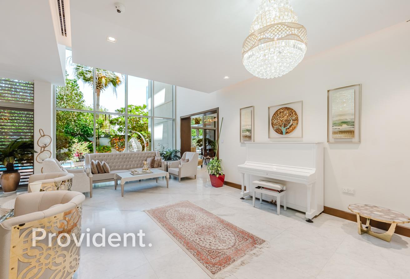 Contemporary Villa | Corner Plot | Prime Location photo 5
