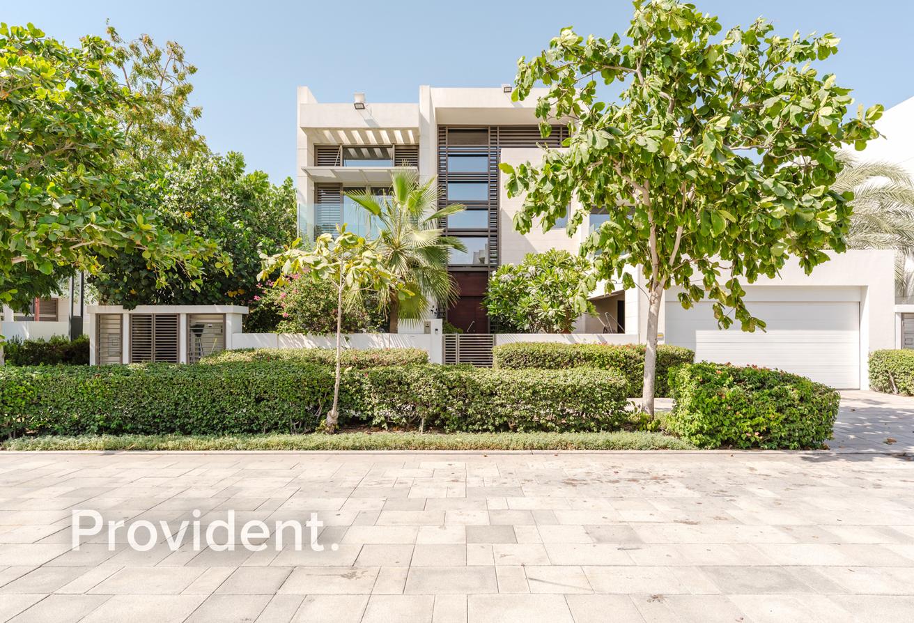 Contemporary Villa | Corner Plot | Prime Location photo 27