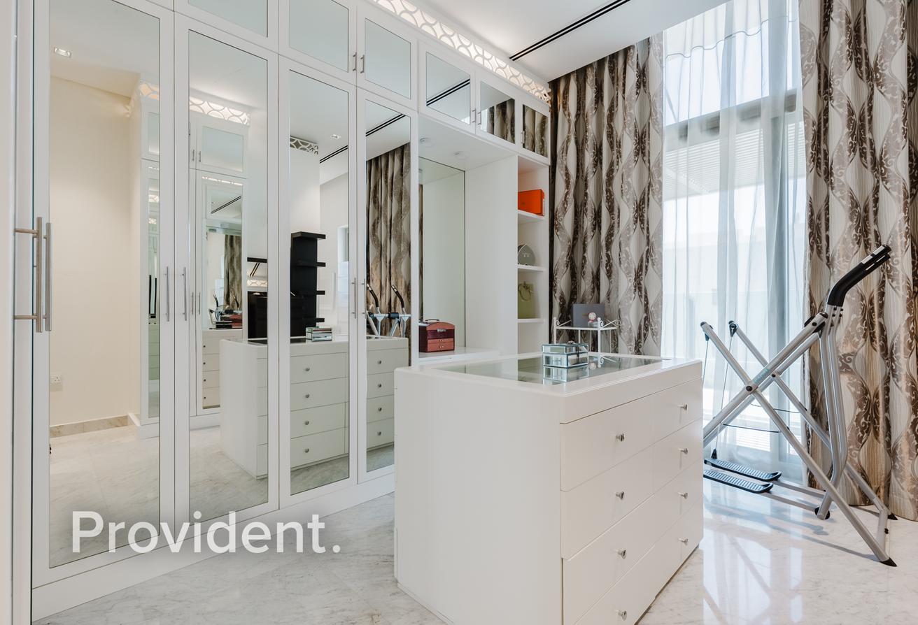 Contemporary Villa | Corner Plot | Prime Location photo 17