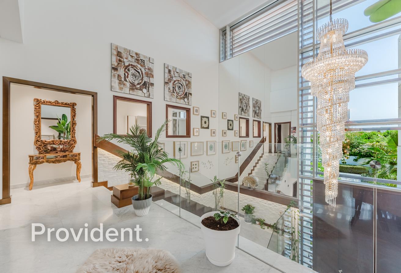Contemporary Villa | Corner Plot | Prime Location photo 12
