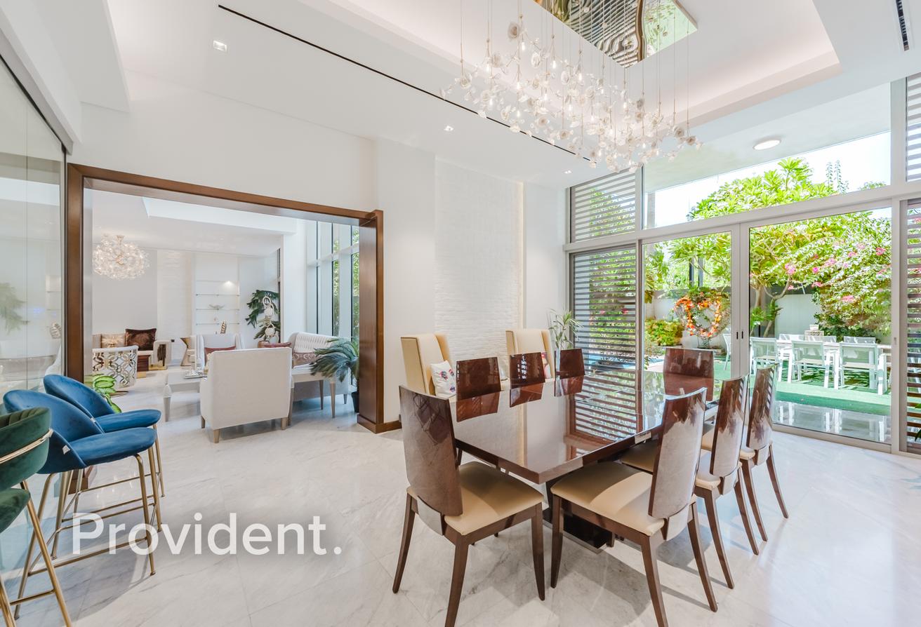 Contemporary Villa | Corner Plot | Prime Location photo 7