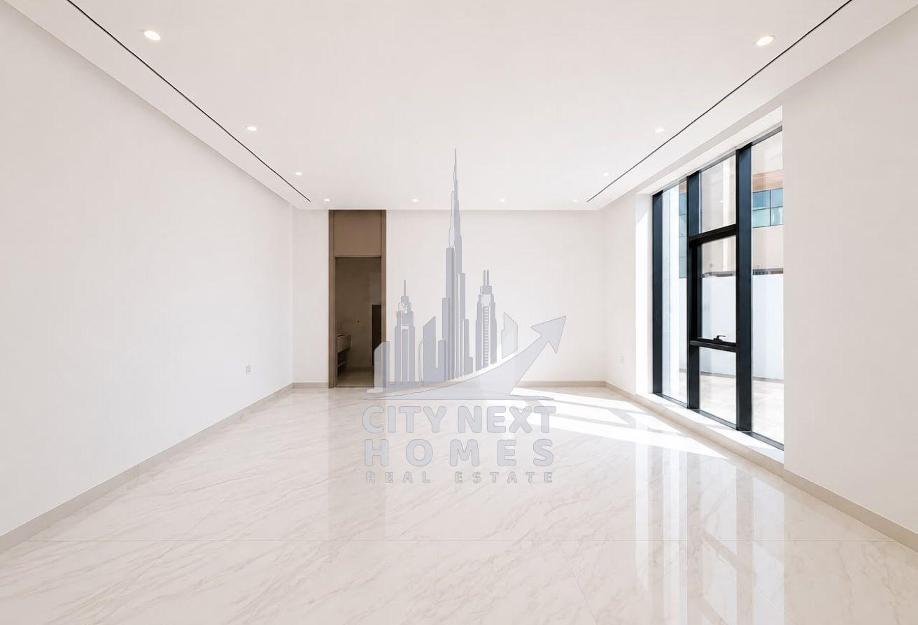 Modern| 5Br | Hall | Majlis | Maid | Garden| Pool photo 16