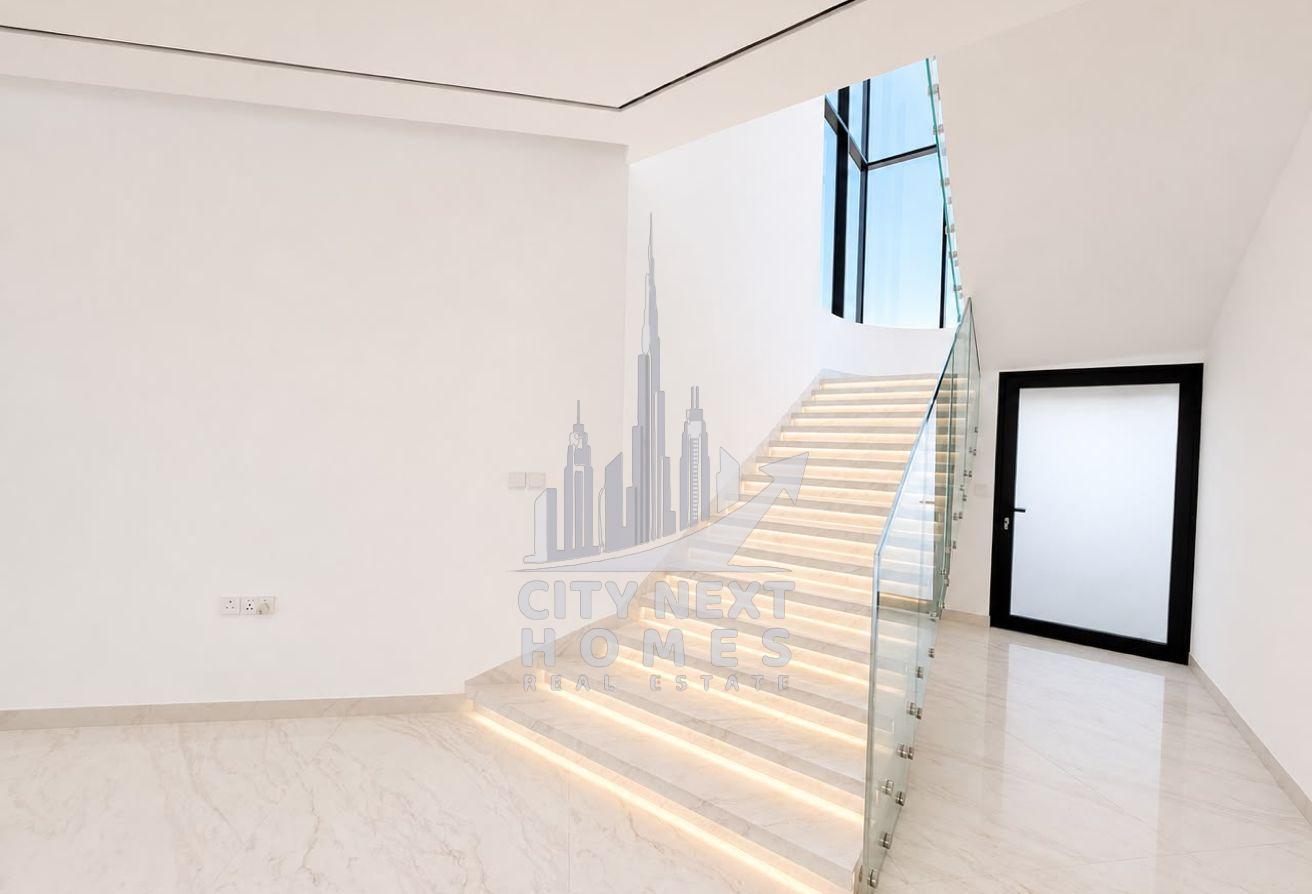 Modern| 5Br | Hall | Majlis | Maid | Garden| Pool photo 13