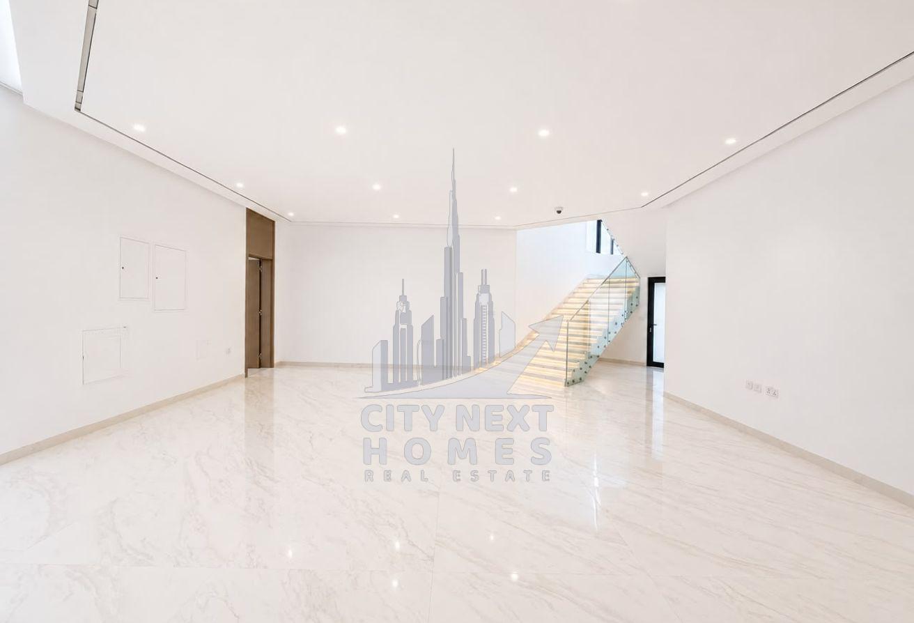 Modern| 5Br | Hall | Majlis | Maid | Garden| Pool photo 14