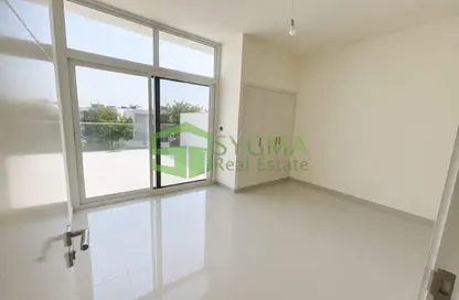 Townhouse - 3 Bedrooms - 4 Bathrooms for rent in Centaury - Damac Hills 2 - Dubai