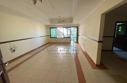 Apartment - 2 Bedrooms - 3 Bathrooms for rent in Al Mujarrah - Al Sharq - Sharjah