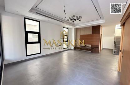Villa - 5 Bedrooms - 7 Bathrooms for sale in Al Yasmeen 1 - Al Yasmeen - Ajman