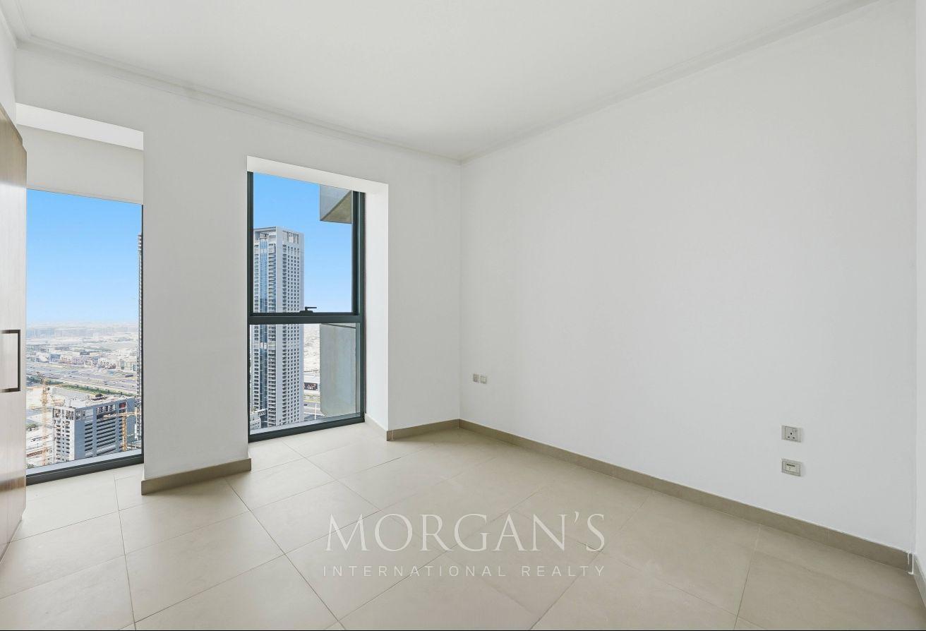 Direct Burj View | 3BR + Maid's | Move In Now photo 9