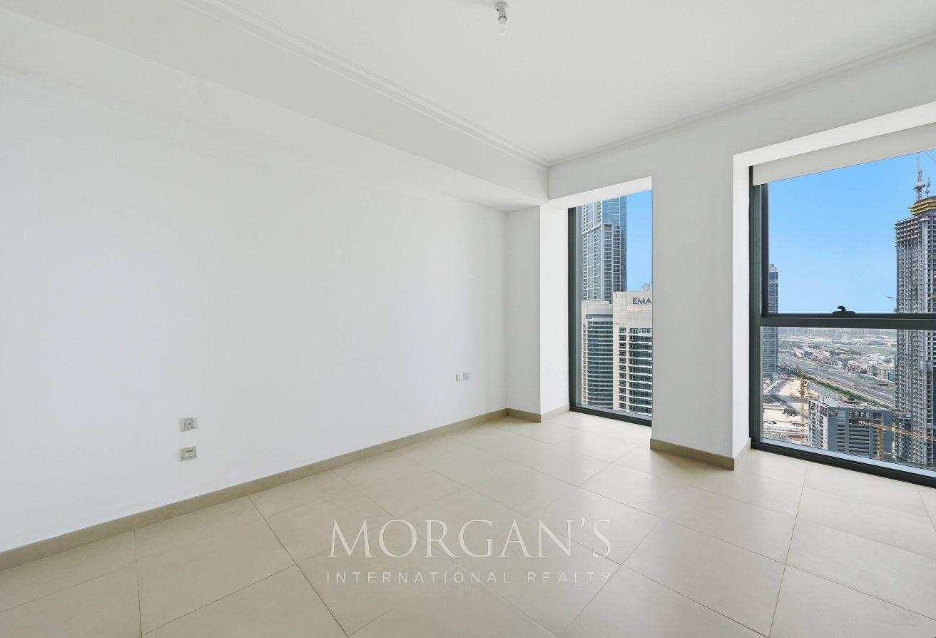 Direct Burj View | 3BR + Maid's | Move In Now photo 10