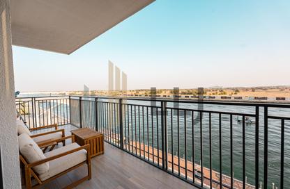 Apartment - 3 Bedrooms - 3 Bathrooms for sale in Waters Edge - Yas Island - Abu Dhabi