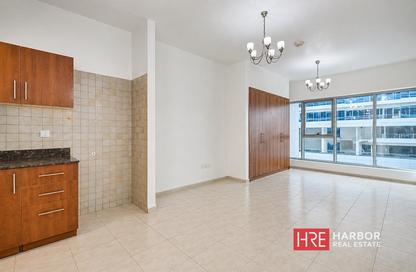 Apartment - Studio - 1 Bathroom for rent in Skycourts Tower A - Skycourts Towers - Dubai Land Residence Complex - Dubai Land - Dubai