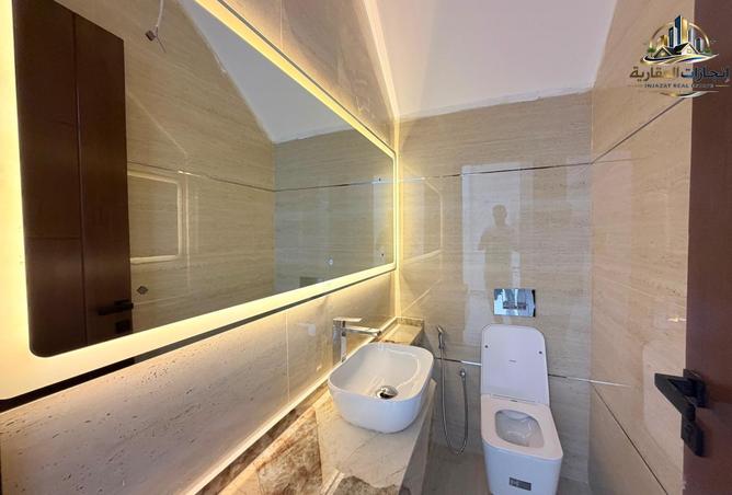 135183625 - Property Image 3
