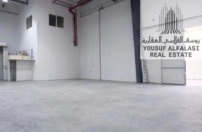 مستودع - استوديو - 2 حمامات للبيع في أم الثعوب - أم القيوين