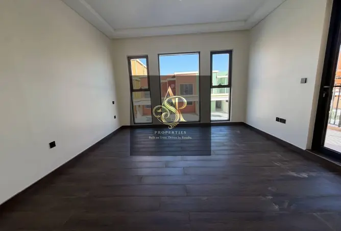 127033968 - Property Image 2
