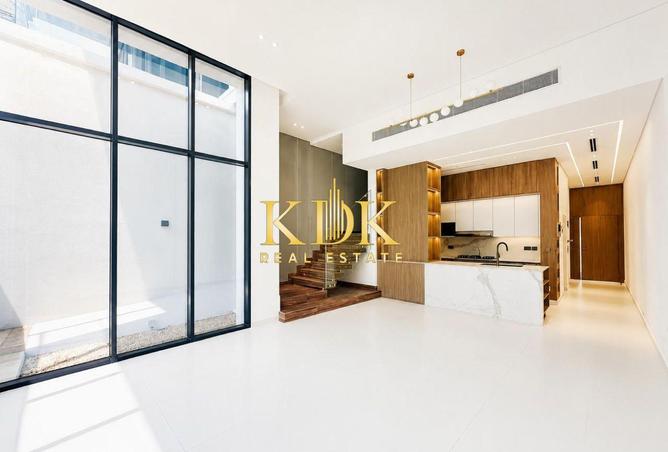 122900437 - Property Image 2