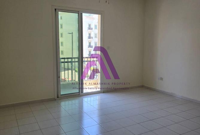 132040410 - Property Image 3
