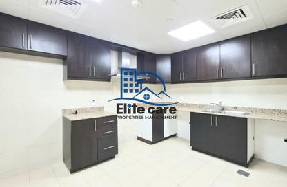 Apartment - 3 - 5 for rent in Al Ain Tower - Khalidiya Street - Al Khalidiya - Abu Dhabi Apartment - 3 - 5 for rent in Al Ain Tower - Khalidiya Street - Al Khalidiya - Abu Dhabi