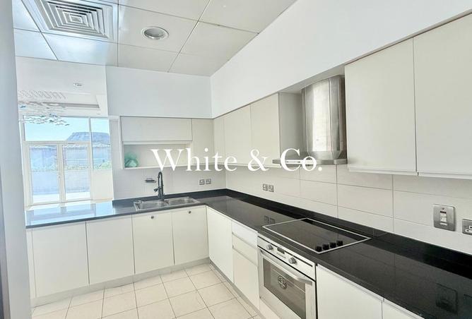 77362957 - Property Image 3