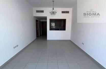 Apartment - 1 - 2 for rent in Masaken Al Hamriya 02 - Al Hamriya - Bur Dubai - Dubai Apartment - 1 - 2 for rent in Masaken Al Hamriya 02 - Al Hamriya - Bur Dubai - Dubai