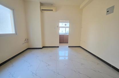 Apartment - Studio - 1 for rent in Al Nabaa Building - Al Naba'ah - Al Sharq - Sharjah Apartment - Studio - 1 for rent in Al Nabaa Building - Al Naba'ah - Al Sharq - Sharjah
