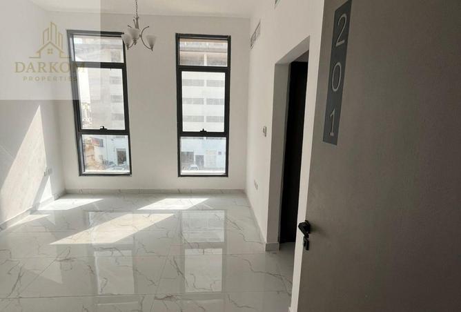 69896189 - Property Image 2