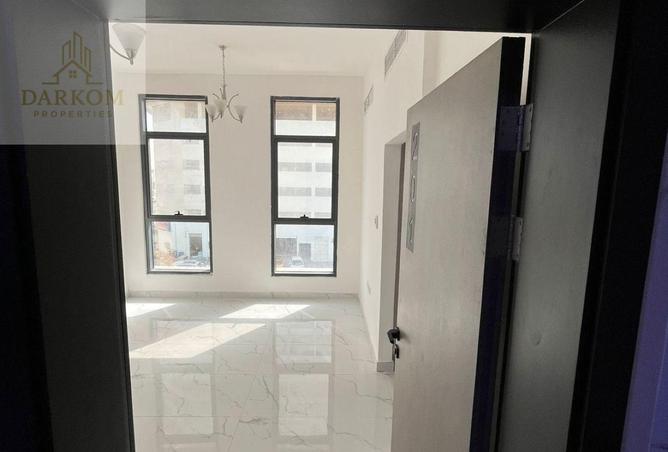 69896189 - Property Main Image