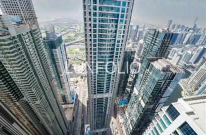 Apartment - 2 Bedrooms - 3 Bathrooms for sale in Princess Tower - Dubai Marina - Dubai
