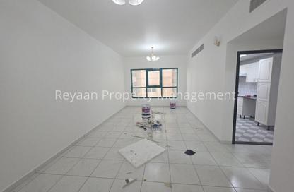 Apartment - 1 - 2 for rent in White Crown Building - Sheikh Zayed Road - Dubai