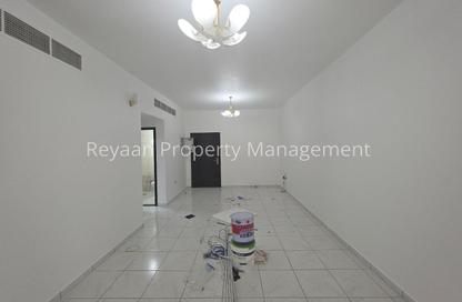 Apartment - 1 - 2 for rent in White Crown Building - Sheikh Zayed Road - Dubai