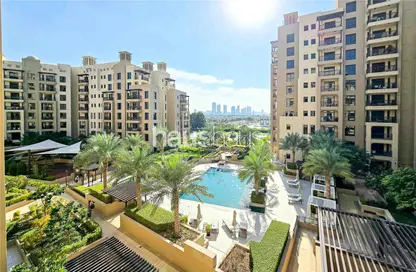 Apartment - 2 Bedrooms - 2 Bathrooms for sale in Asayel 3 - Madinat Jumeirah Living - Umm Suqeim - Dubai