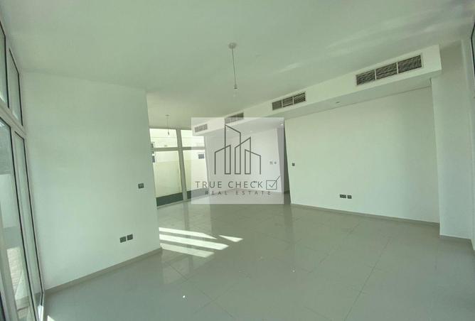 16330147 - صورة العقار 3