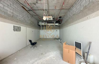 Shop - Studio for rent in Bin Haider Building - Al Jaddaf - Dubai