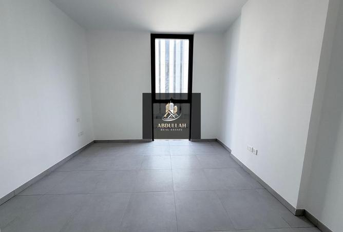 76993920 - Property Main Image