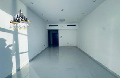 Apartment - 1 Bedroom - 2 Bathrooms for rent in Al Khan Corniche - Al Khan - Sharjah Apartment - 1 Bedroom - 2 Bathrooms for rent in Al Khan Corniche - Al Khan - Sharjah