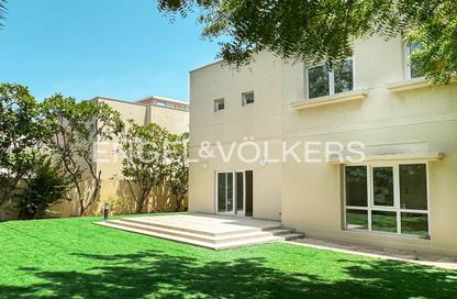 Villa - 3 Bedrooms - 4 Bathrooms for rent in Meadows 9 - Meadows - Dubai