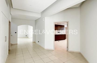 Villa - 3 Bedrooms - 4 Bathrooms for rent in Meadows 9 - Meadows - Dubai