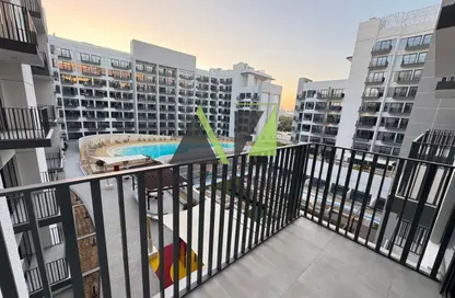 شقة - 1 حمام للايجار في عزيزي ميراج - ستوديو سيتي - دبي