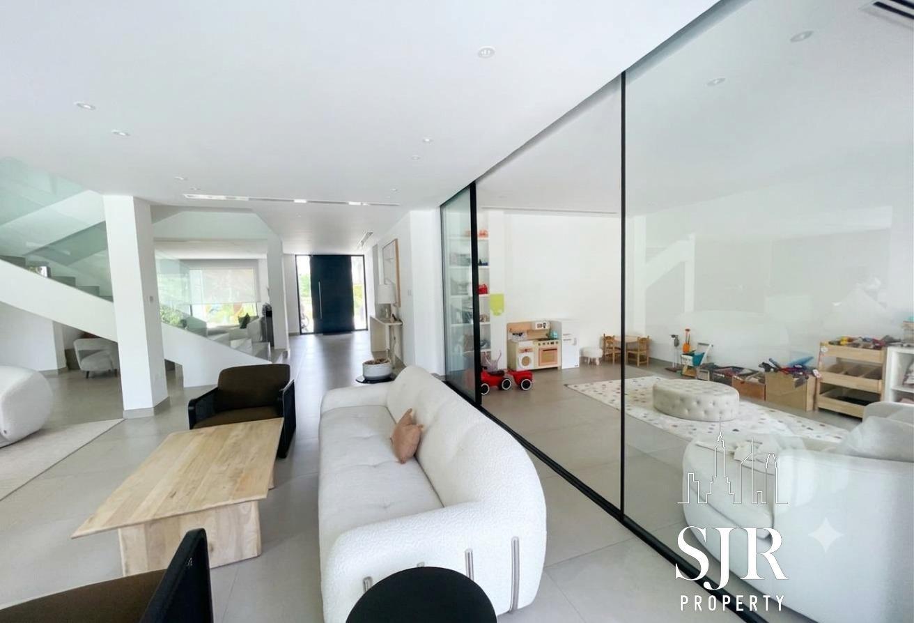 Fully upgraded | lake backing | Avail Now photo 4