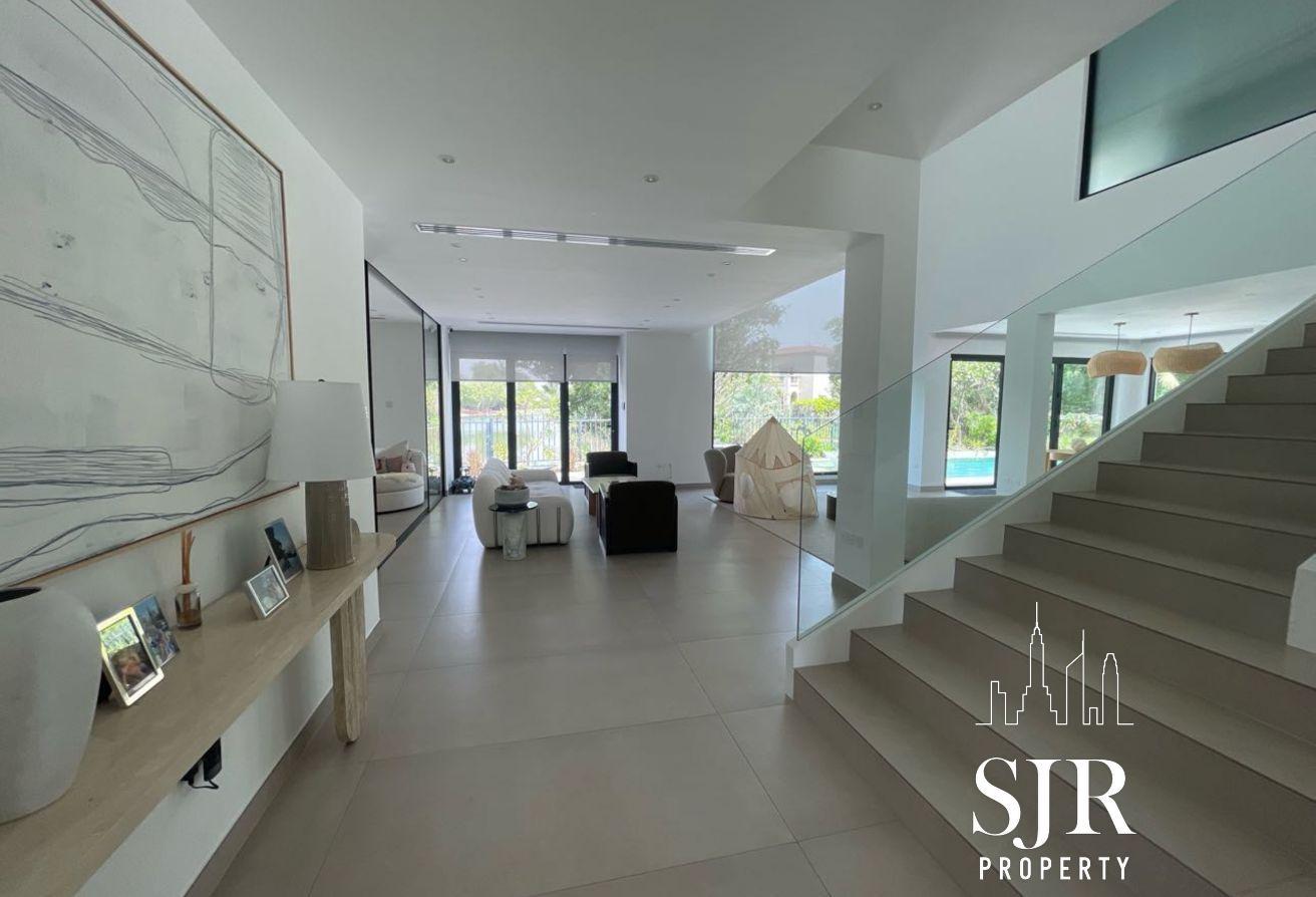 Fully upgraded | lake backing | Avail Now photo 7