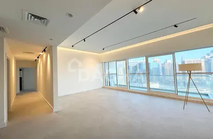 شقة - 3 غرف نوم - 2 حمامات للايجار في ماي فير ريزيدنسي - الخليج التجاري - دبي