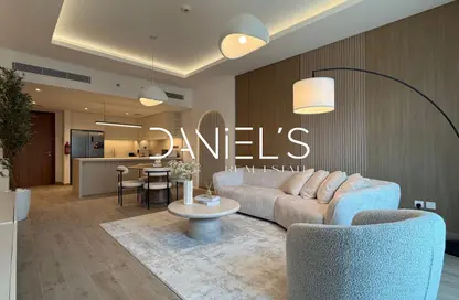 Apartment - 1 Bedroom - 1 Bathroom for sale in Central Park Building 1 - Central Park at City Walk - City Walk - Dubai