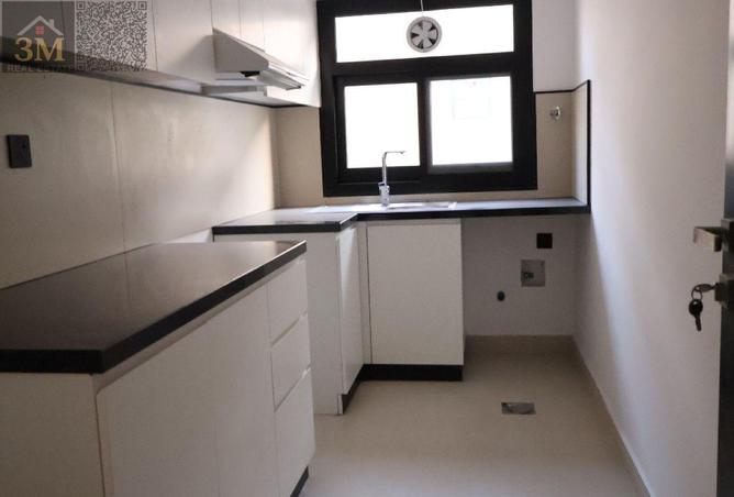 82793372 - Property Image 3